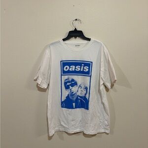 Old Navy White Tee with Blue Oasis Graphic